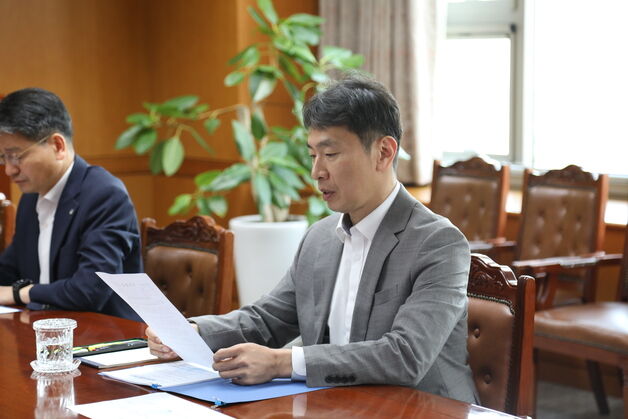 이복현 "롯데손보, 지급여력 저하…후순위채 조기상환 우려"