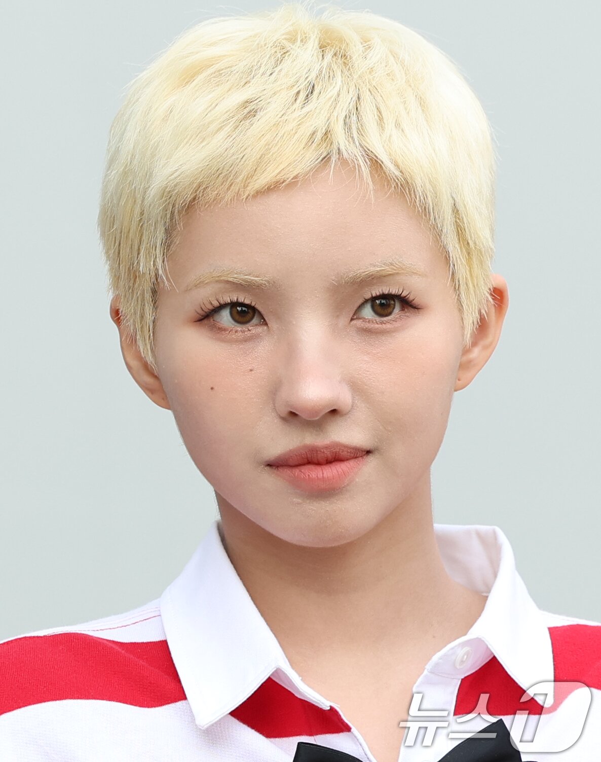 소연, 그룹명 '아이돌'로 변경과 함께 확 자른 헤어