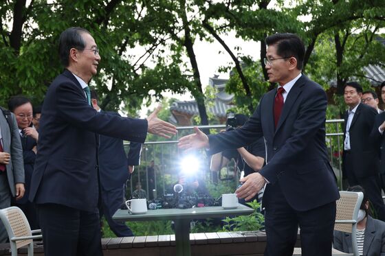 김문수-한덕수 측, 단일화 협상 재개…역선택 방지조항 적용 논의