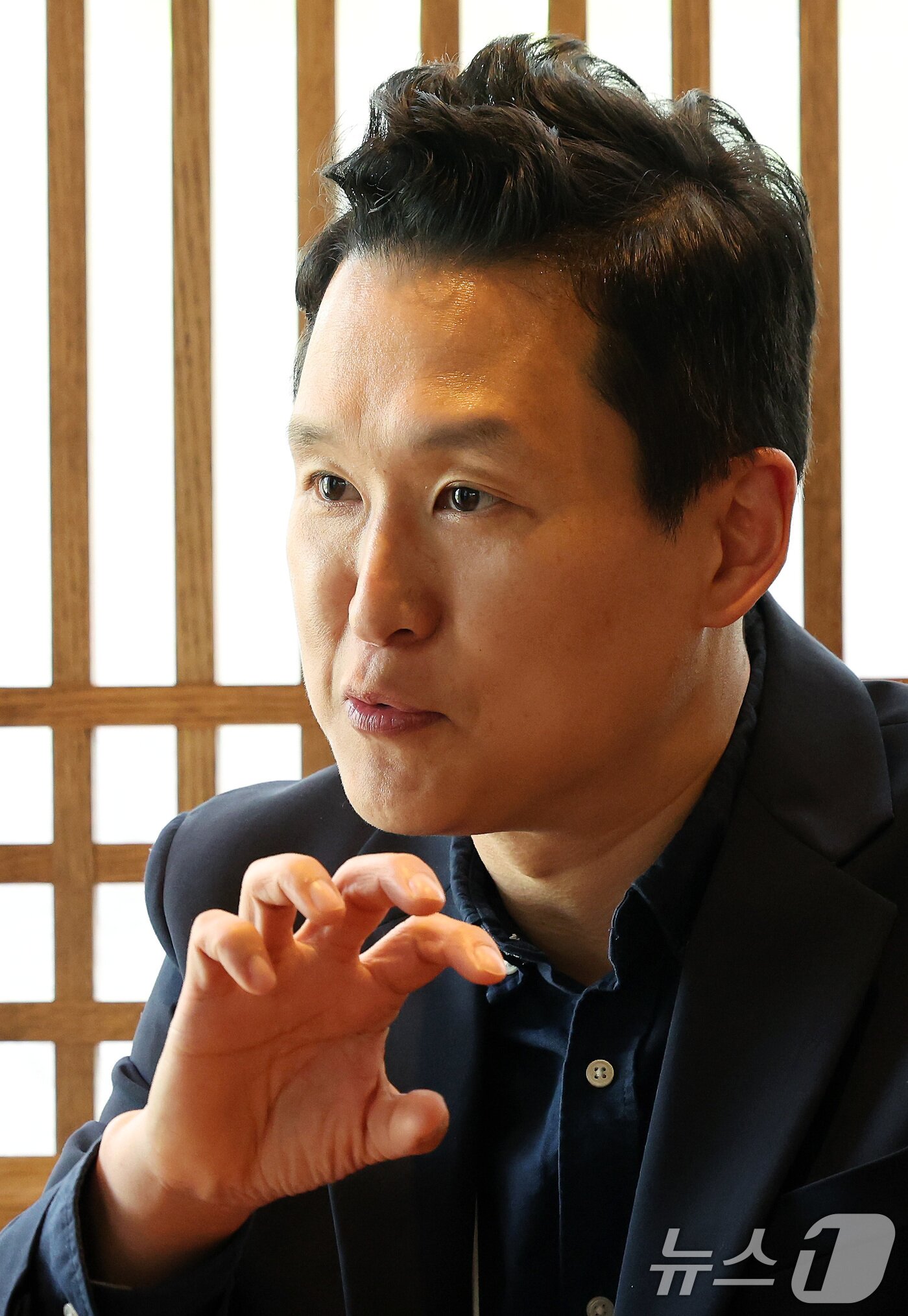 본문 이미지 - 박상완 LG전자 마이컵 컴퍼니 대표가 8일 서울 강서구에 위치한 한 카페에서 뉴스1과 인터뷰를 하고 있다. 2025.5.8/뉴스1 ⓒ News1 이동해 기자