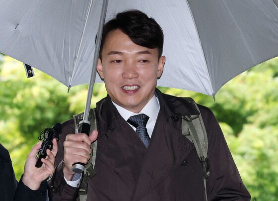 '리조트 접대의혹' 이정섭 검사 측 "처남댁 이혼소송 중 허위 의혹 제기"