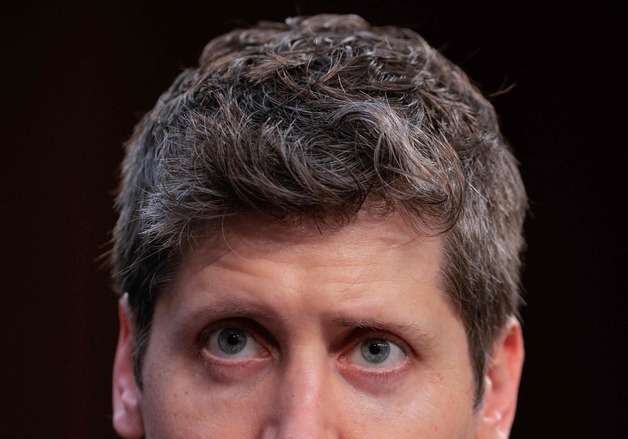 샘 올트먼 "정부 대출보증 불필요…정부 AI인프라 자체 구축해야"