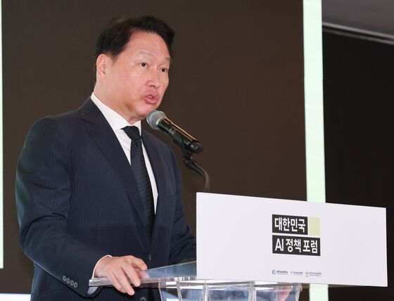 최태원 "AI 밀리면 韓경제 흔들…미중 패권 경쟁 30년 이상"(종합)