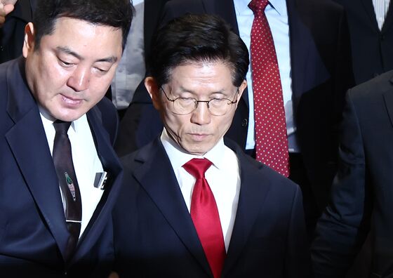 '단일화 파국' 치닫는 보수…'이재명 연대' 성공한 진보