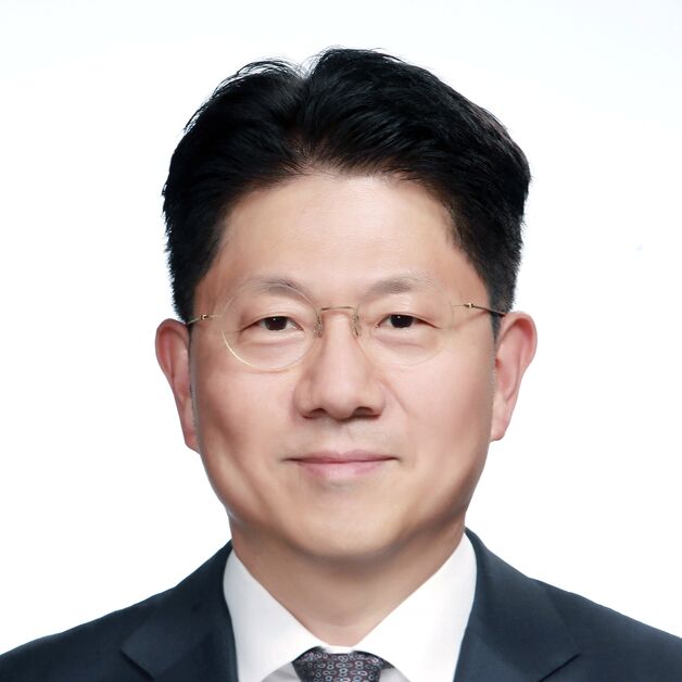 한국거래소 시장감시위원장에 김홍식 전 국무조정실 재정금융정책관