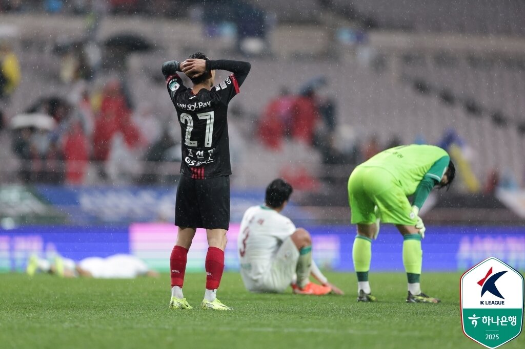 본문 이미지 - FC서울은 올 시즌 부진한 공격 탓에 하위권에 머물고 있다. &#40;한국프로축구연맹 제공&#41;