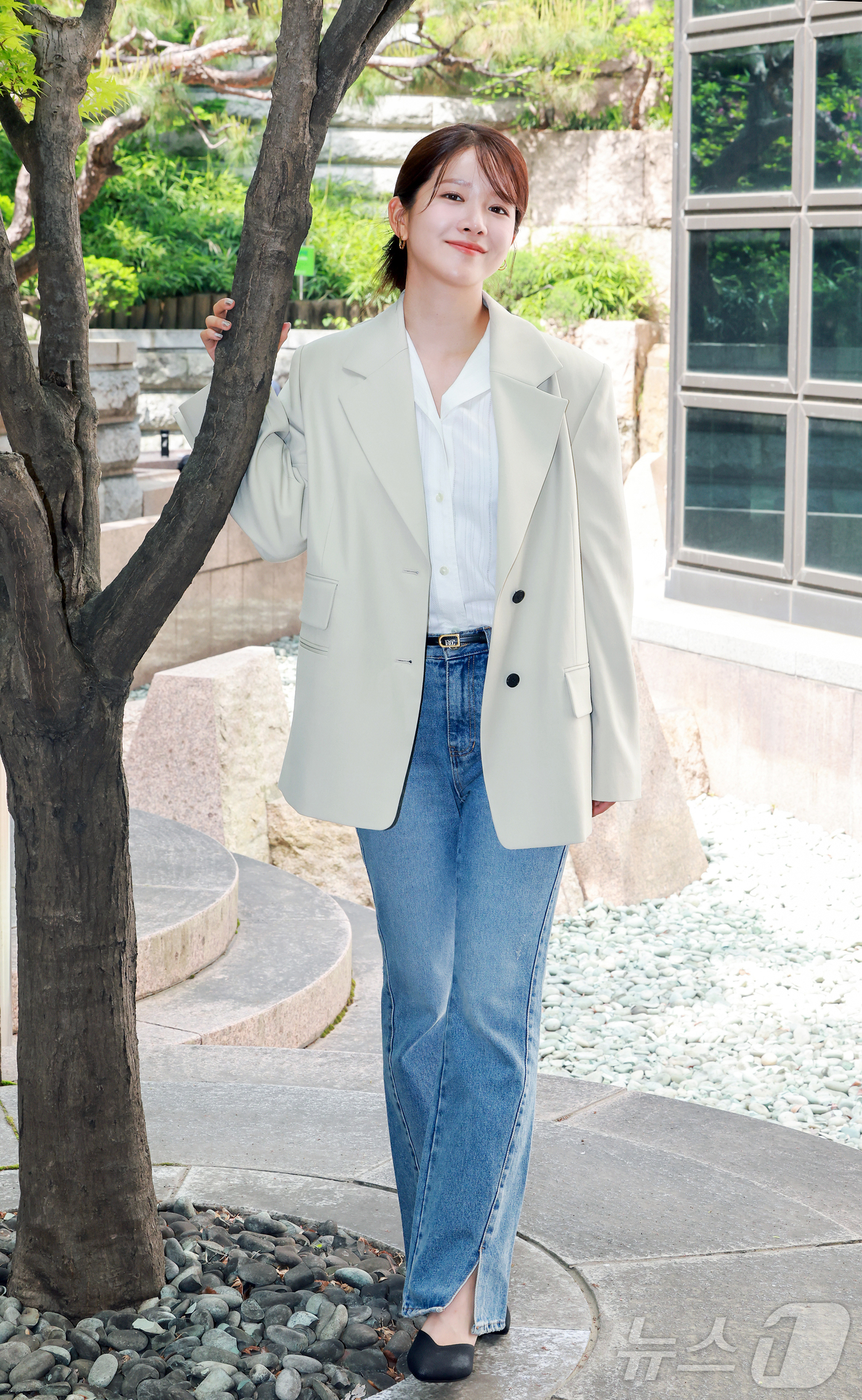 (서울=뉴스1) 김진환 기자 = tvN 월화드라마 '이혼보험' 에서 열연을 펼친 배우 추소정(우주소녀 엑시)가 서울 종로구 뉴스1 사옥에서 인터뷰를 앞두고 포즈를 취하고 있다. 2 …