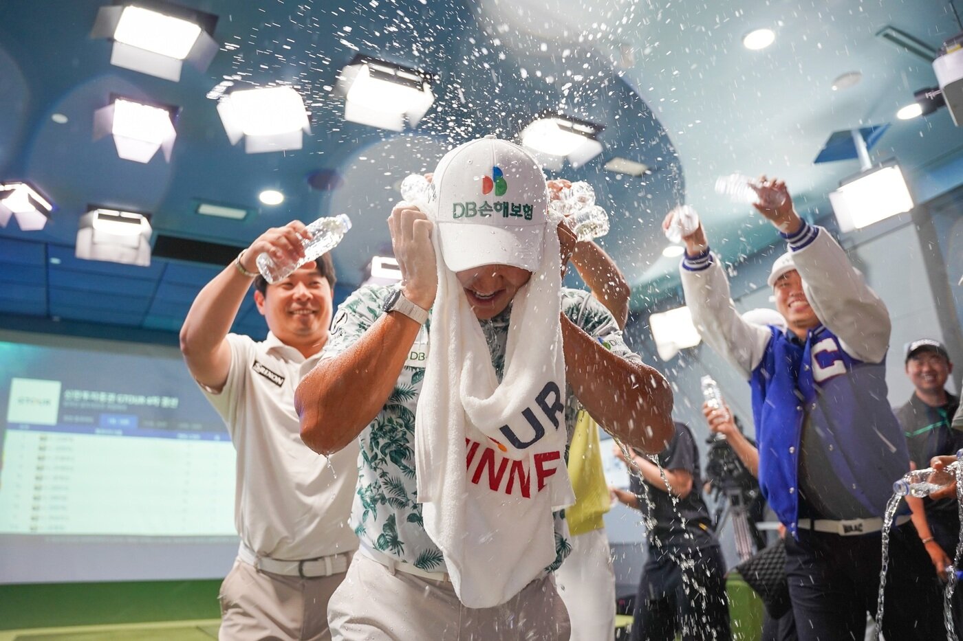 본문 이미지 - 김홍택이 2025 신한투자증권 G투어 4차 대회 우승을 차지했다. (골프존 제공)