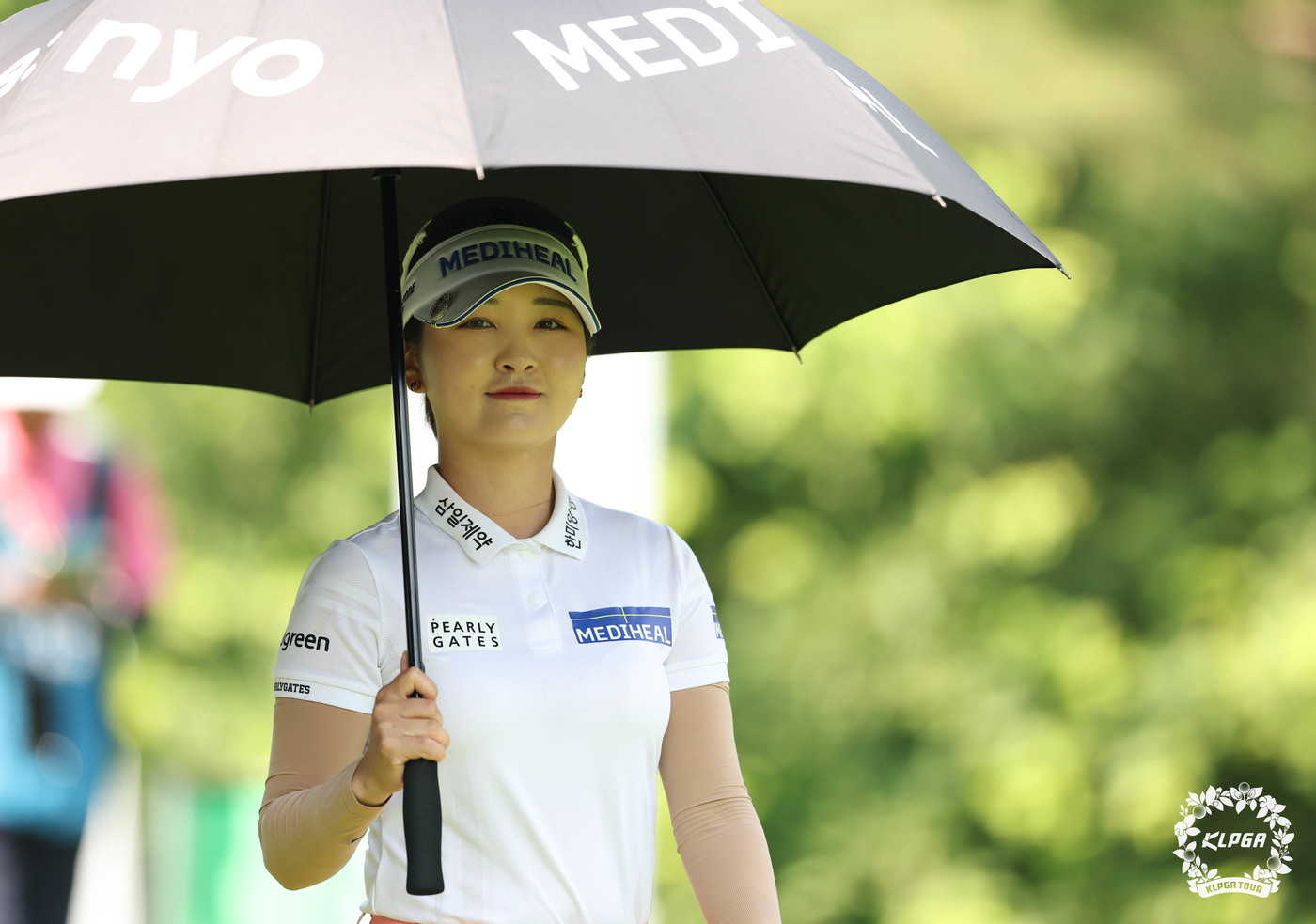 (서울=뉴스1) = 이예원이 1일 경기 양평 더스타휴 골프앤리조트에서 열린 'Sh 수협은행 MBN 여자오픈' 파이널라운드 3번홀에서 이동하고 있다. (KLPGA 제공. 재판매 및 …