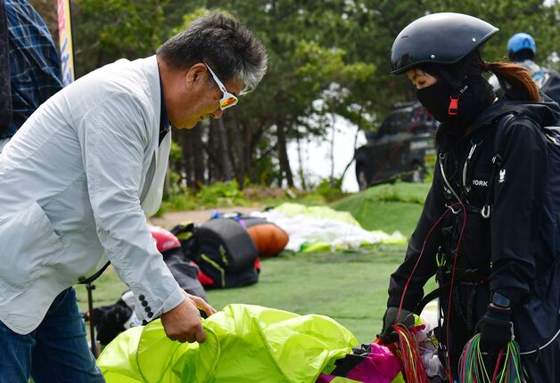 [화보] 포항서 열린 '2025 국가대표 선발 패러글라이딩 리그 1차전'