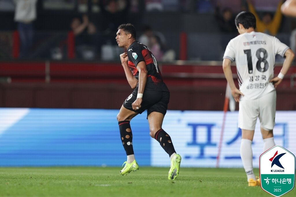 본문 이미지 - 동점골을 터뜨린 조르지&#40;한국프로축구연맹 제공&#41; 