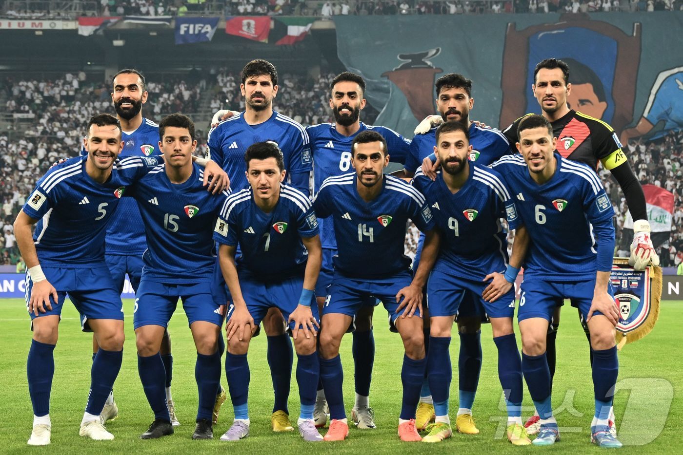 본문 이미지 - 경기를 앞둔 쿠웨이트 선수들ⓒ AFP=뉴스1