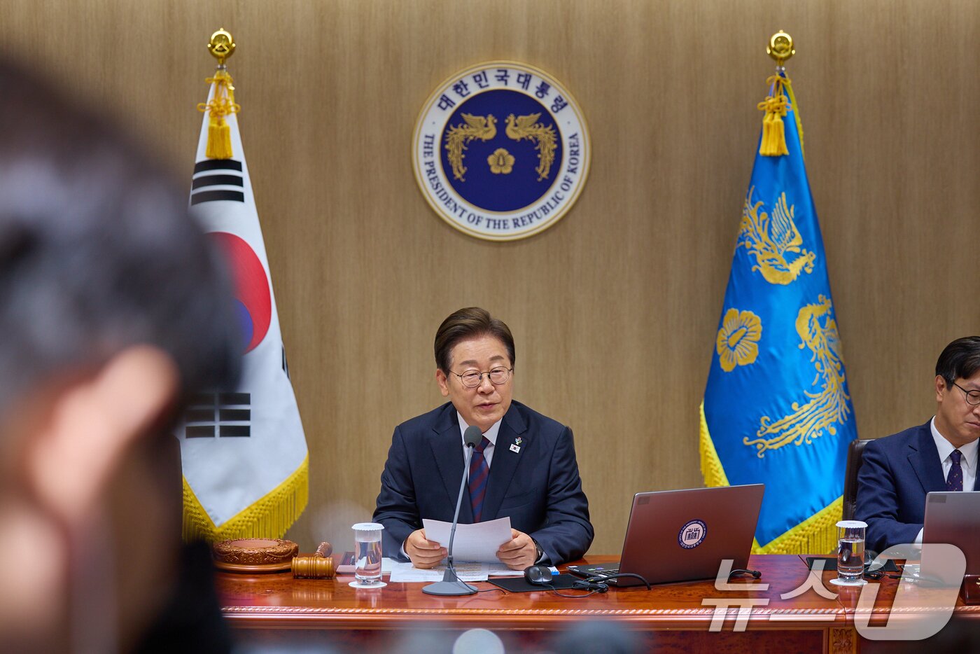 본문 이미지 - 이재명 대통령이 10일 서울 용산구 대통령실 청사에서 열린 국무회의에서 모두발언을 하고 있다. &#40;대통령실 제공. 재판매 및 DB 금지&#41; 2025.6.10/뉴스1 ⓒ News1 허경 기자