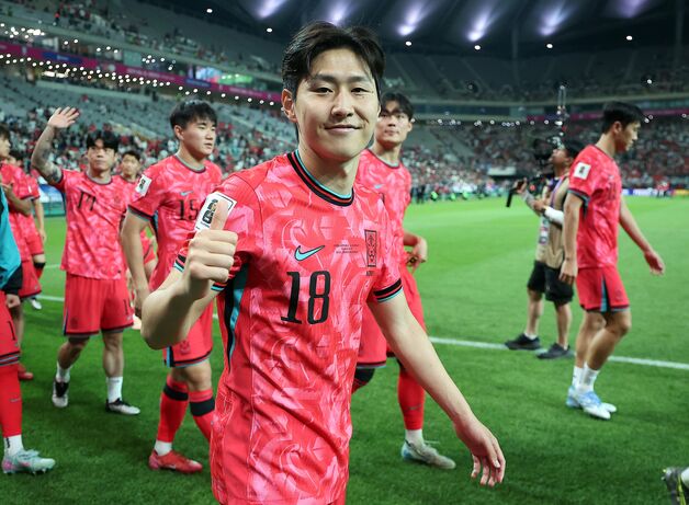 "날카롭고 영리한 슈팅"…이강인, 월드컵 3차 예선 9·10차전 최고의 골 후보