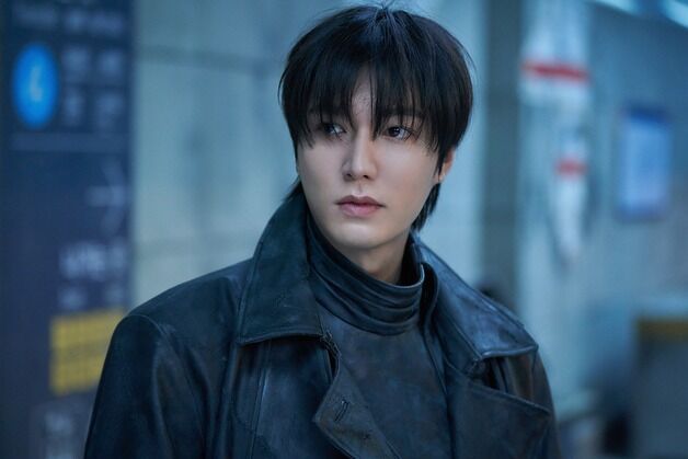 '전독시' 이민호, 대체 불가 눈빛…10년 연재 소설의 주인공 [N컷]