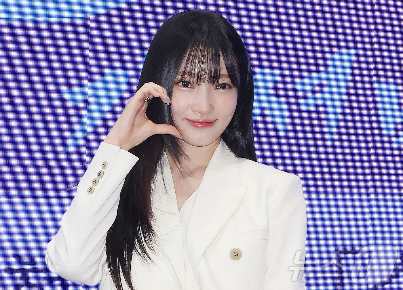 (서울=뉴스1) 김진환 기자 = 배우 지혜원이 11일 오후 서울 구로구 신도림동 더 세인트 그랜드볼룸에서 열린 KBS 2TV 새 수목드라마 '남주의 첫날밤을 가져버렸다' 제작발표회 …