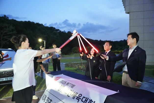 충남도민체육대회, 독립기념관서 성화 채화…천안 31개 읍면동 봉송