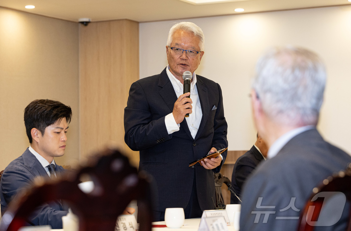 (서울=뉴스1) 이재명 기자 = 정의화 국민의힘 상임고문이 11일 오후 서울 여의도의 한 식당에서 열린 상임고문단 회의에서 발언을 하고 있다. 2025.6.11/뉴스1