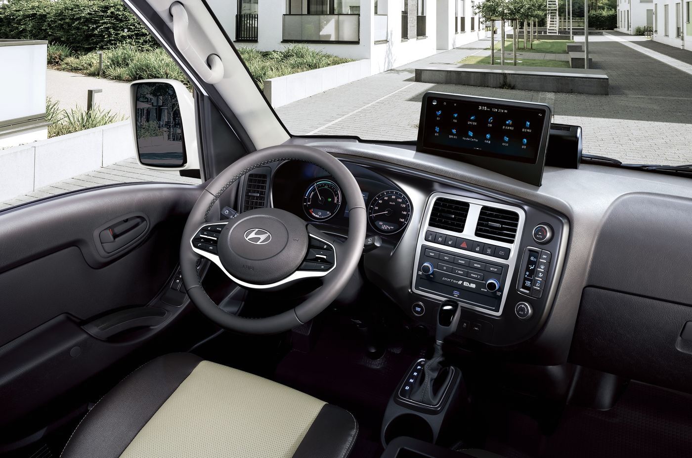 본문 이미지 - 현대자동차가 12일 출시한 '2025 포터 II 일렉트릭 특장차' 내부 모습<자료사진>(현대차 제공). 2025.06.12.