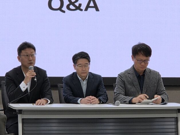 SKT "잔여 예약자 이상 유심 확보…통합 안내 페이지도 개설"