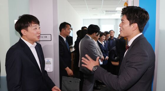 대화하는 김용태·이준석