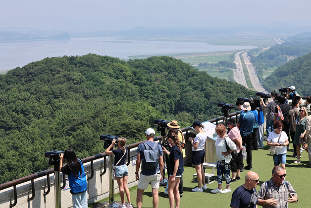 "정부가 끊은 대북방송 우리가"…민간 인터넷 대북방송 출범