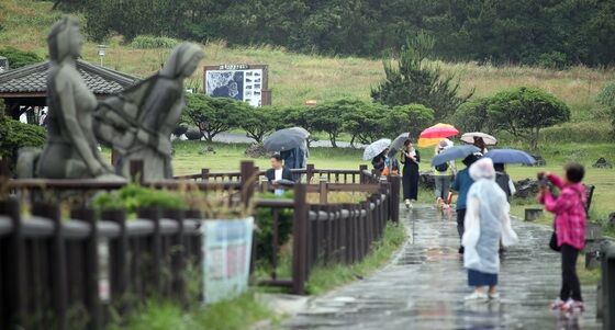 제주 16일 새벽 시간당 30㎜ 강풍 동반 강한 비 예보