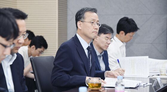 새 정부 첫 부동산TF…"서울 부동산 상황 엄중…가용한 정책 총망라"