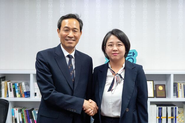 우상호, 기본소득당·사회민주당 예방…"李대통령 당선 위해 뛰어줘 감사"