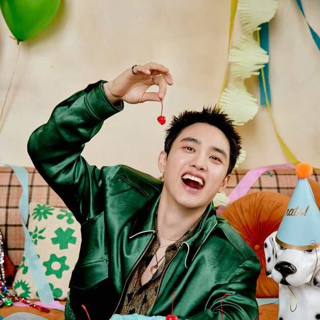도경수, 첫 정규 콘셉트 포토 공개…자유분방 분위기