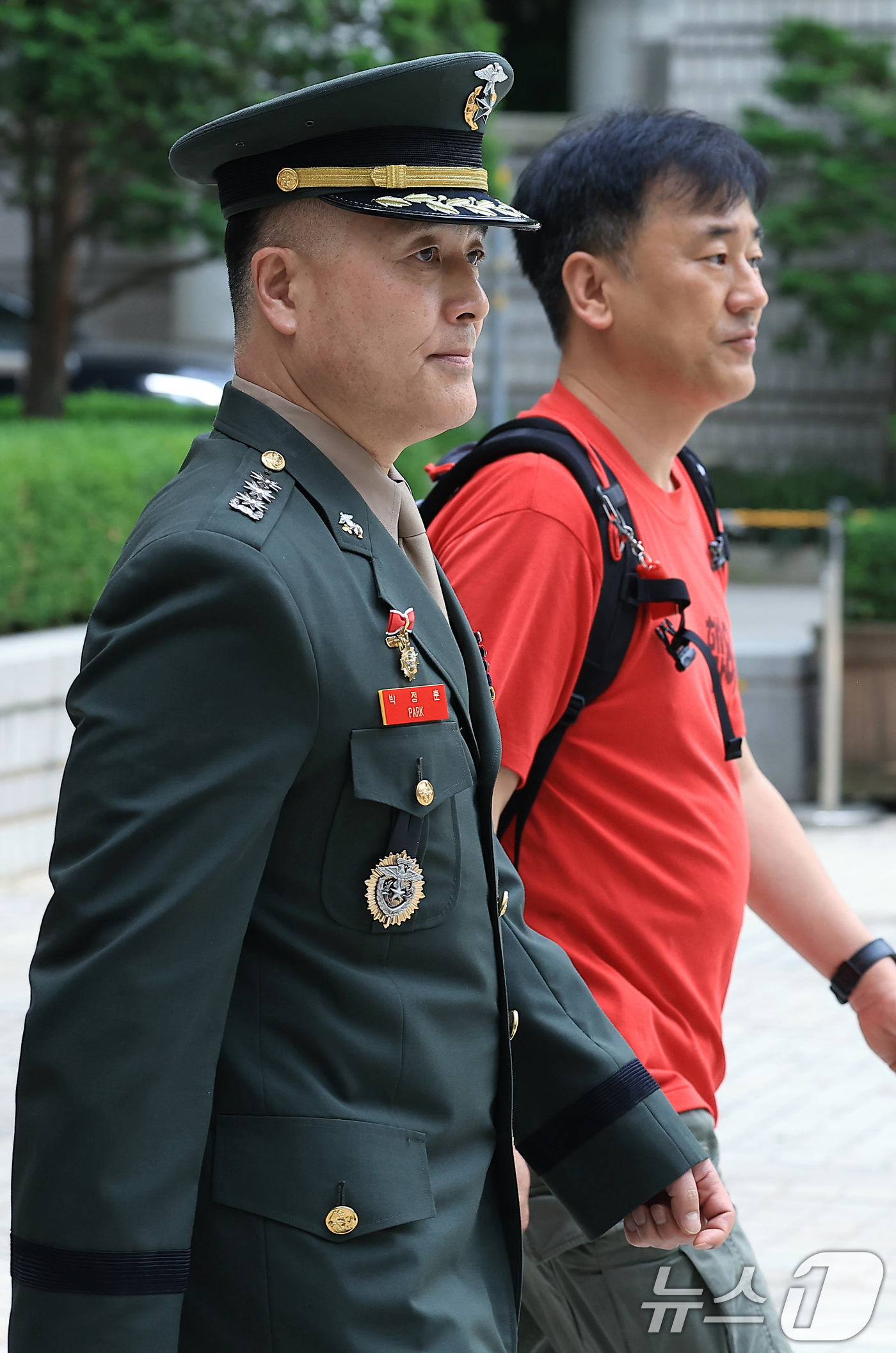 (서울=뉴스1) 박정호 기자 = 해병대 '채 상병 순직 사건'과 관련해 항명 및 상관명예훼손 혐의로 기소된 박정훈 전 해병대 수사단장(대령)이 13일 서울 서초구 서울고등법원에서 …