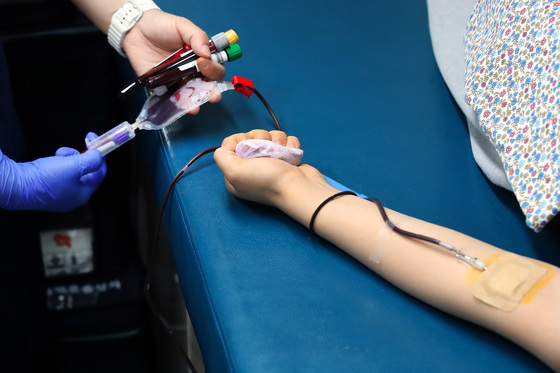 "20년간 피 아깝게 버린 '낡은 검사' 폐지"…혈액 관리 선진화