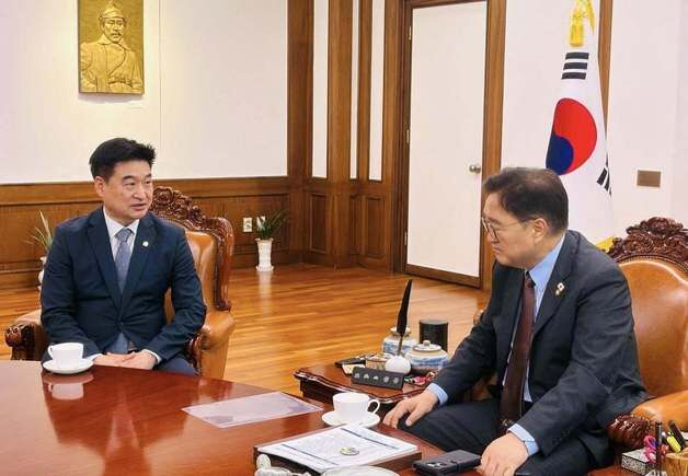 비례 최혁진 "제명당할 일 한 적 없지만 민주당 결정 수용…훗날 당당히 복당하겠다"