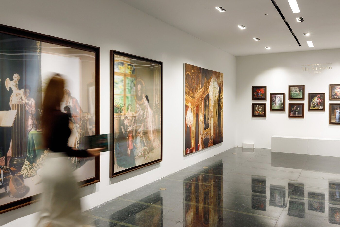 본문 이미지 - 배준성 '디 아트 룸 : 더 코스튬 오브 페인터'展 전시 전경 (더 트리니티 갤러리 제공)