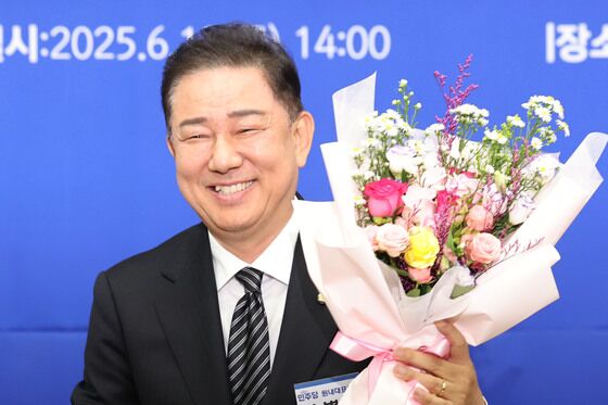 우원식 "김병기 신임 원내대표 축하…새 정부 성공 위한 역할 해낼 것"