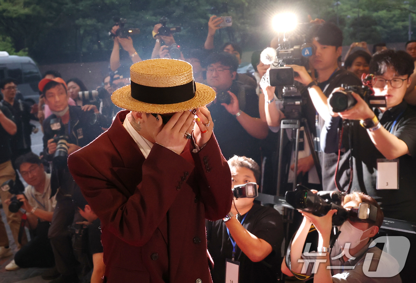 (서울=뉴스1) 권현진 기자 = 빅뱅 지드래곤(GD,권지용)이 13일 오후 서울 용산구 그랜드 하얏트 서울 호텔에서 열린 '피스마이너스원 프리미엄 하이볼 론칭 파티-더 시그널(TH …