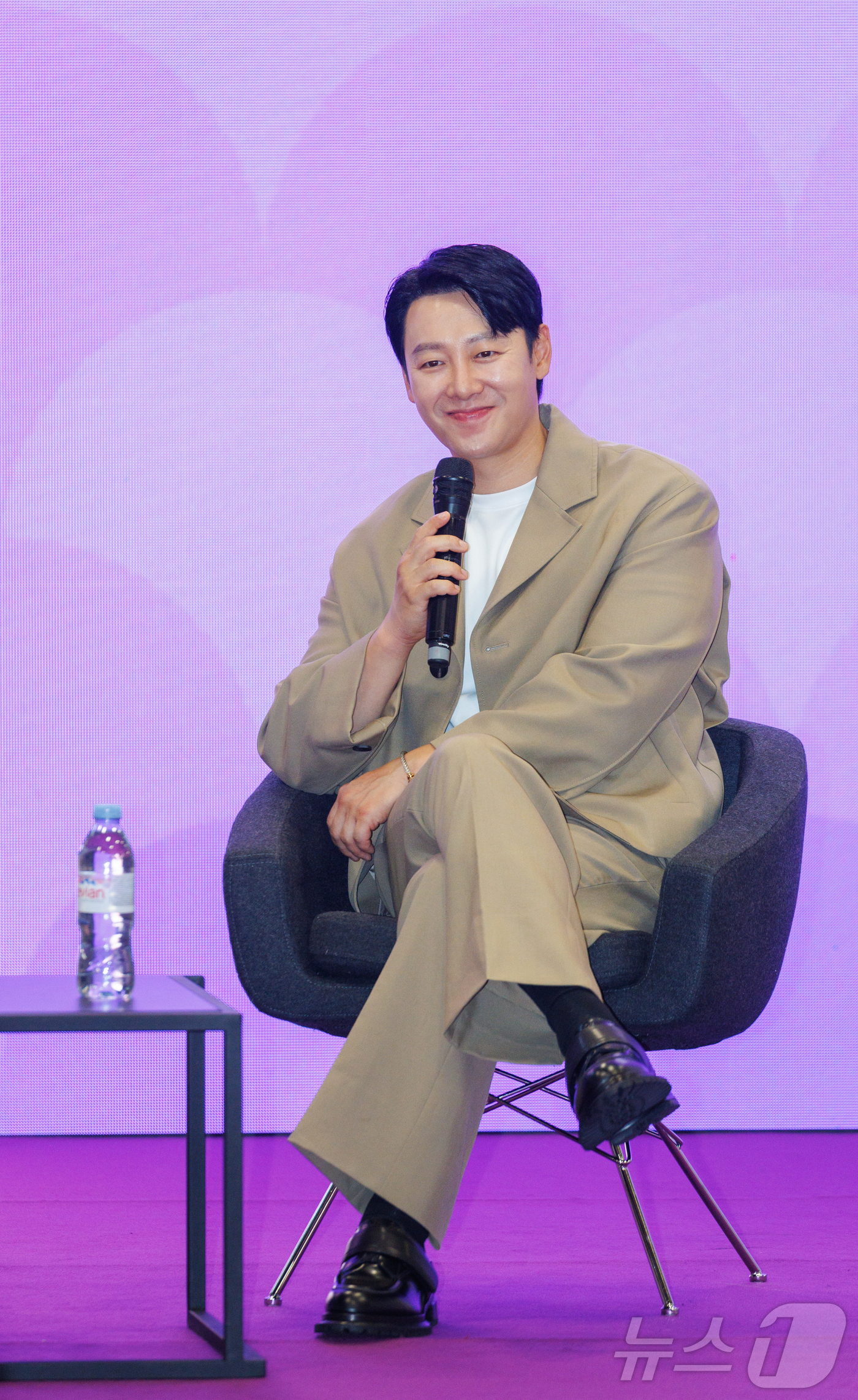 (파리=뉴스1) 이준성 기자 = '2025 코리아 엑스포 파리(Korea Expo Paris 2025)' 개막일인 13일(현지시간), 박람회가 열리고 있는 프랑스 파리 '포르트 드 …