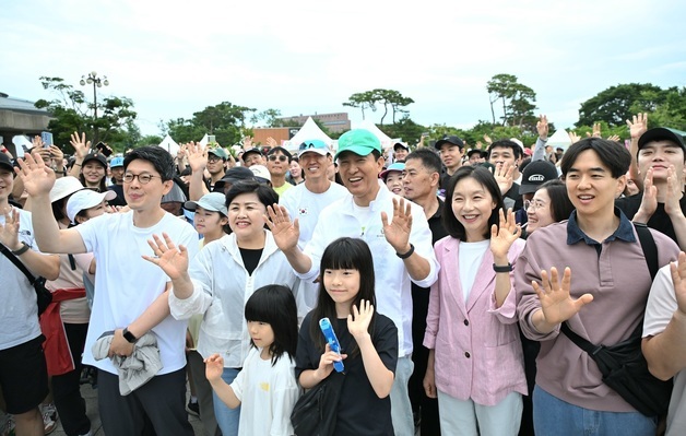 오세훈 '손목닥터 9988' 제동…'서울 출퇴근·통학족' 혜택 없애나