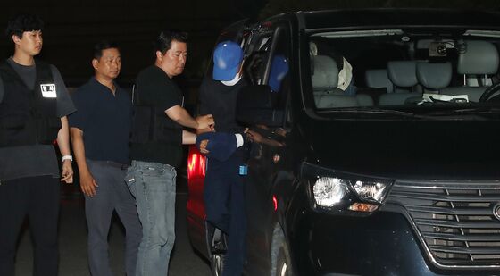 대구성서경찰서 도착한 '신변보호 여성' 살해 피의자