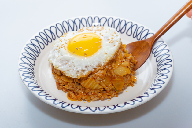 실수로 치즈 넣은 업주 '그냥 먹겠다' 손님에 "돈 내라"