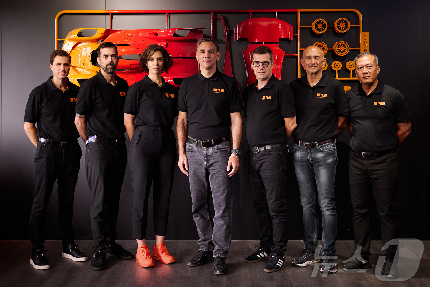 (서울=뉴스1) = 제네시스가 레이싱팀 ‘제네시스 마그마 레이싱(Genesis Magma Racing)’이 프랑스 르망 지역에서 지난 14~15일 열린 르망 24시의 ‘LMP2(L …