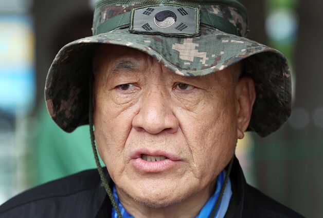 납북자 가족 "李 대통령이 만나 주면 대북전단 살포 중단"