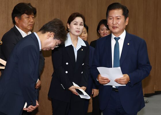 정청래 "'넌 왕수박' 공격받았지만 지금은 잠잠…김건희, 아프실 예정 코스 밟아"