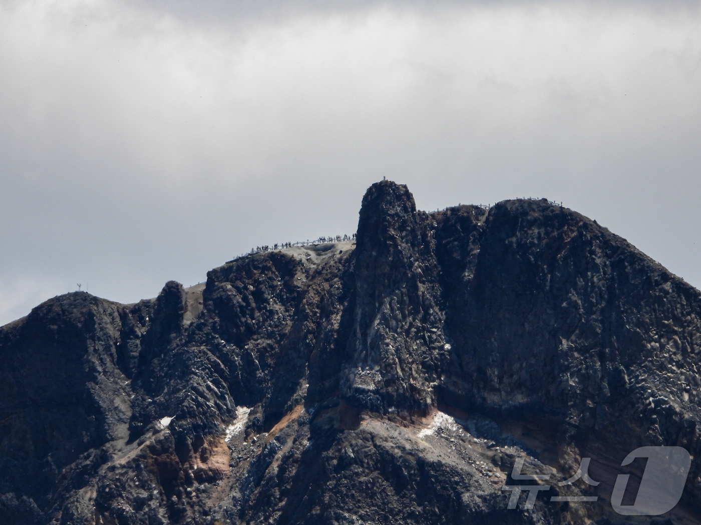 (지린성(중국)=뉴스1) 황기선 기자 = 지난 12일(현지시간) 백두산 천지의 북한령인 동파지역의 모습. (공동취재) 2025.6.15/뉴스1