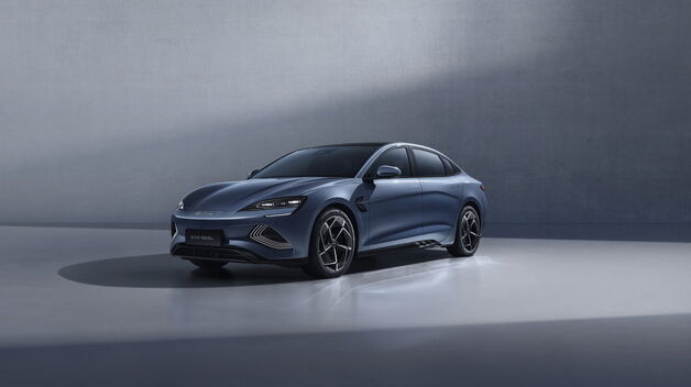 BYD 전기 세단 '씰', 16일부터 전국 전시장 프리뷰