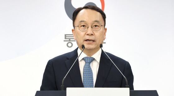 정례브리핑 나선 구병삼 통일부 대변인