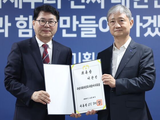 '尹 검사' 가니 '李 변호사' 왔다…금감원장, 이번에도 '깜짝실세' 등판