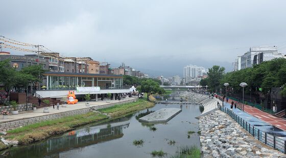 강북구민들의 휴식처로 탄생된 수변활력거점