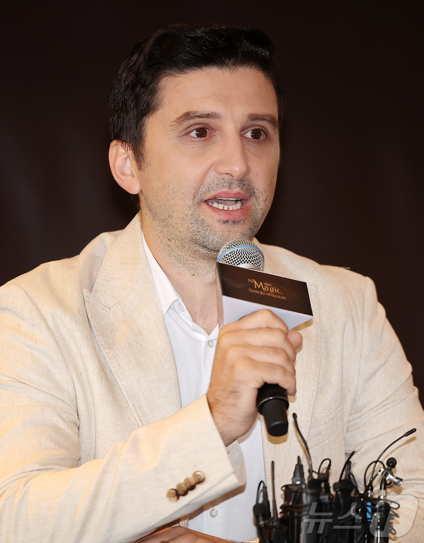 (서울=뉴스1) 김진환 기자 = 테너 조르주 비르반이 16일 오후 서울 중구 더플라자호텔 메이플홀에서 열린 '더 매직, 2025 조수미와 위너들'(The Magic, 2025 Su …