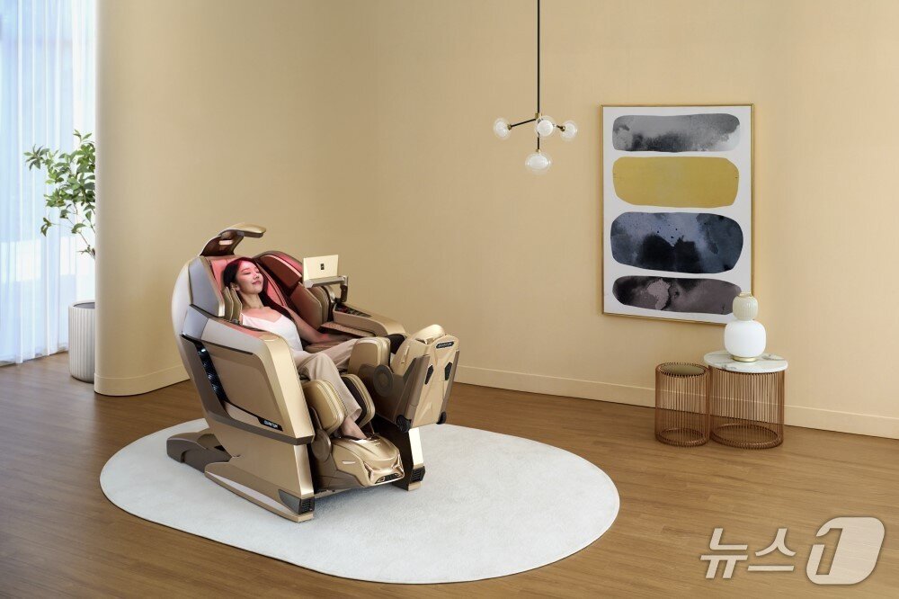 본문 이미지 - 바디프랜드의 에스테틱 헬스케어로봇 '퀀텀 뷰티캡슐'.(바디프랜드)